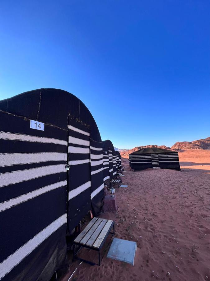 Wadi Rum Tents ภายนอก รูปภาพ